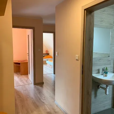 Penzión pre hostí Hradby 2*